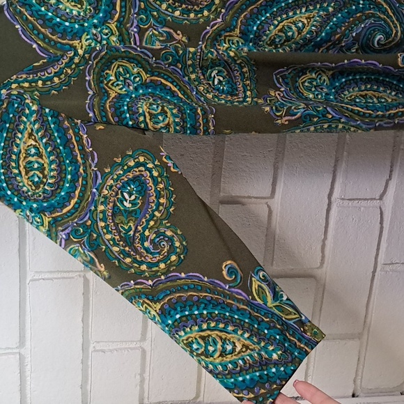 Susan Graver Olive Green/Teal Paisley 3/4 Sleeve Tunin Top. Size Medium - Picture 3 of 9
